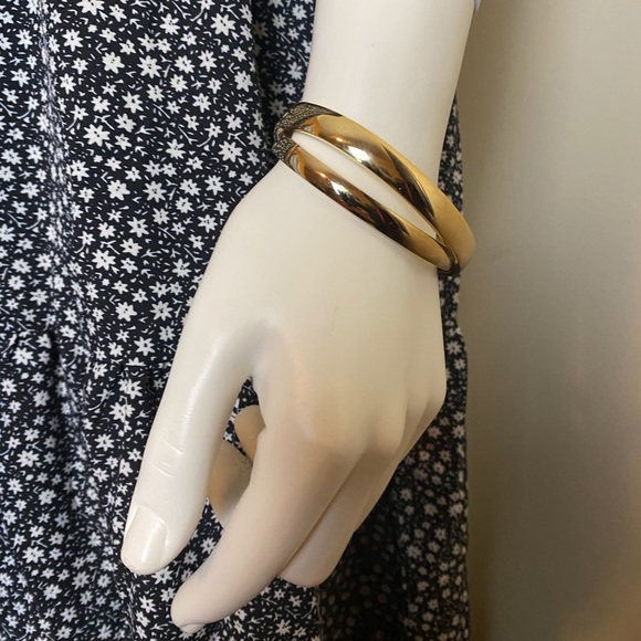 18K Gold Plated Bangle Bracelets - Picture 6 of 8